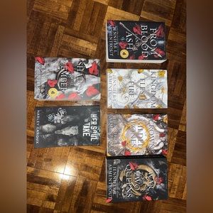 From Blood And Ash Series books + ASITE and 1 bonus book!